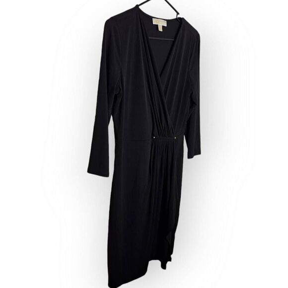 Michael Michael Kors Women's Dress Black V-Neck Gold Accents Classic Elegant siz - Picture 2 of 7